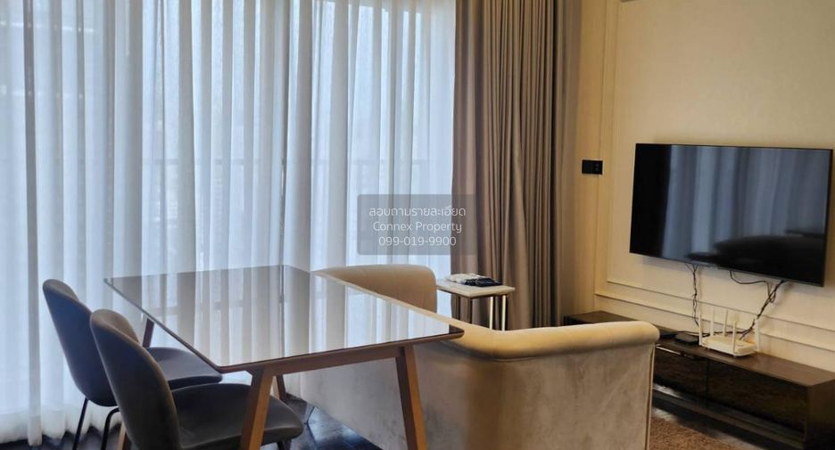 For rent 2 bedrooms condo in Watthana, Bangkok