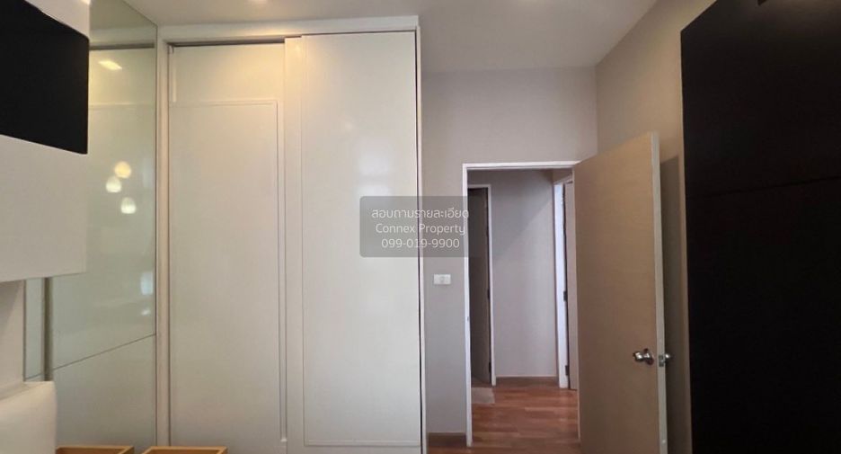 For rent 2 bedrooms condo in Bang Na, Bangkok