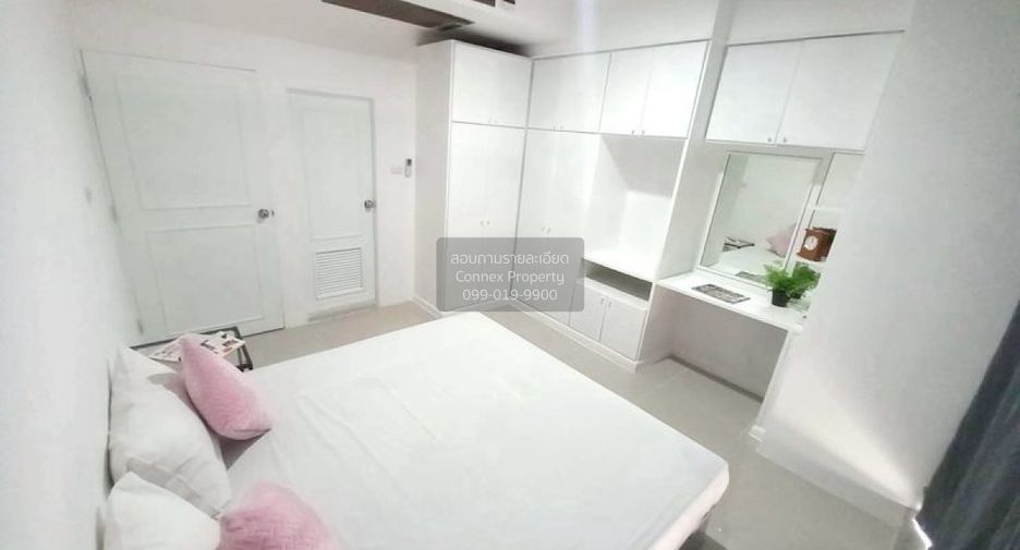 For rent 2 ベッドルーム condo in Watthana, Bangkok