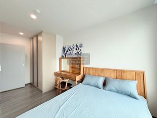 For rent 2 bedrooms condo in Bang Rak, Bangkok