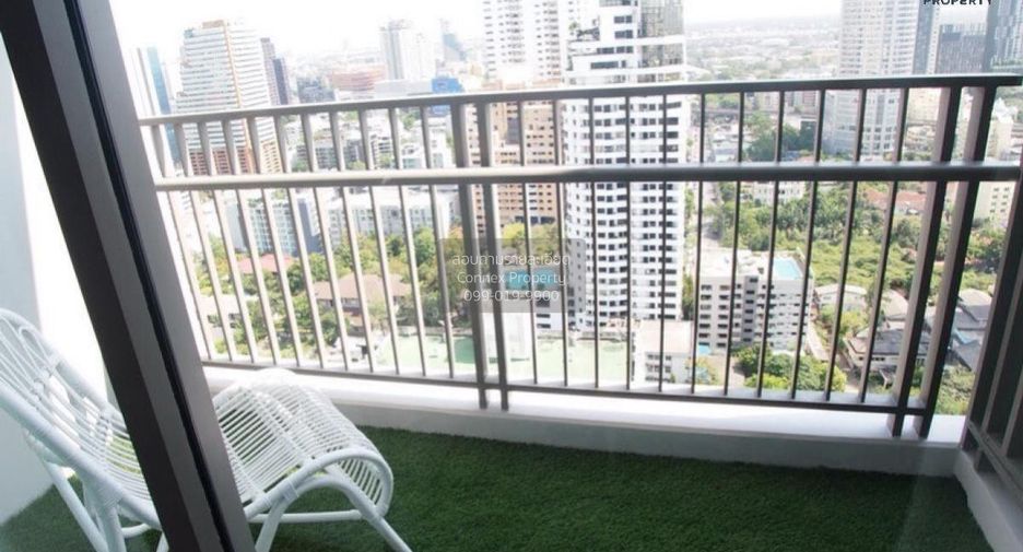 For rent 2 bedrooms condo in Watthana, Bangkok