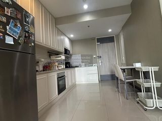 For rent 2 bedrooms condo in Ratchathewi, Bangkok