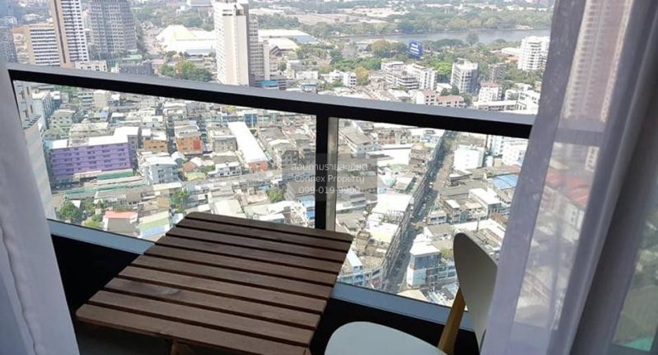 For rent 2 ベッドルーム condo in Khlong Toei, Bangkok
