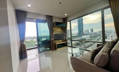 For rent 2 bedrooms condo in Yan Nawa, Bangkok