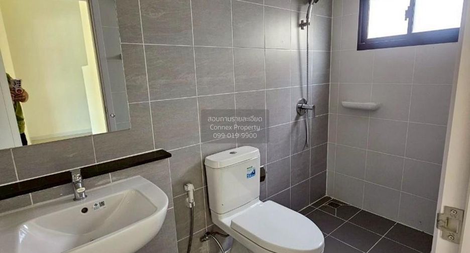 For rent 1 bed retail Space in Mueang Pathum Thani, Pathum Thani