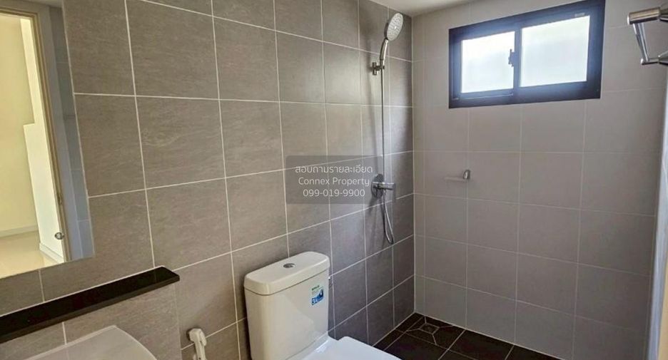 For rent 1 bed retail Space in Mueang Pathum Thani, Pathum Thani