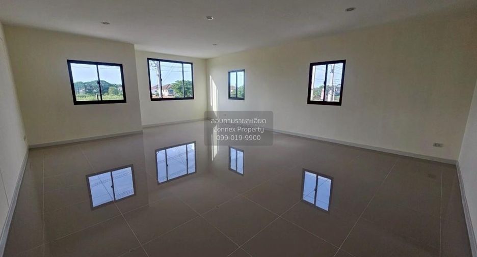 For rent 1 bed retail Space in Mueang Pathum Thani, Pathum Thani