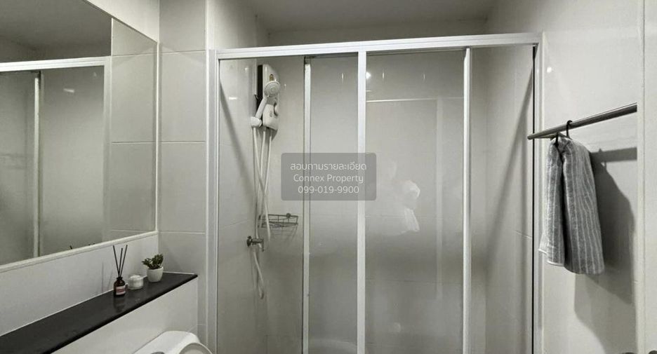 À louer 1 chambre condo à Phra Khanong, Bangkok