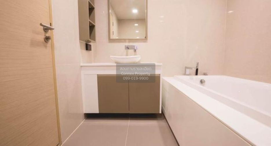 Condo en alquiler de 2 habitaciones en Khlong Toei, Bangkok