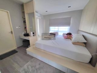 À louer 2 chambres maison de ville à Bang Phli, Samut Prakan