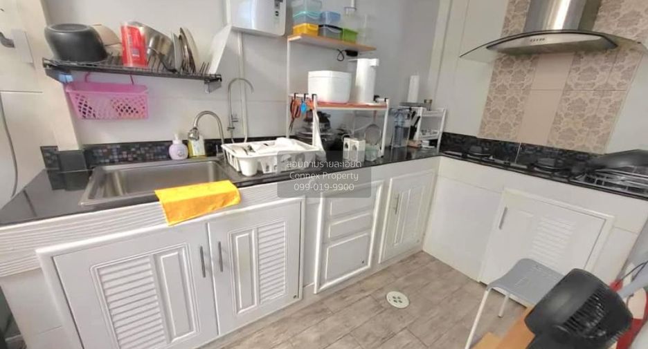 For rent 2 bedrooms townhouse in Bang Phli, Samut Prakan