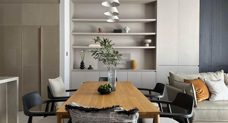 Condo en alquiler de 3 habitaciones en Khlong Toei, Bangkok