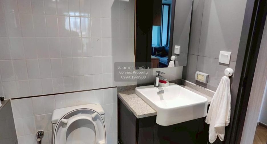 Wohnung zur Miete mit 1 Zimmer in Bang Rak, Bangkok