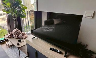 Wohnung zur Miete mit 1 Zimmer in Bang Rak, Bangkok