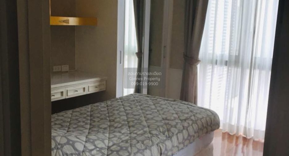 For rent 3 bedrooms condo in Khlong Toei, Bangkok
