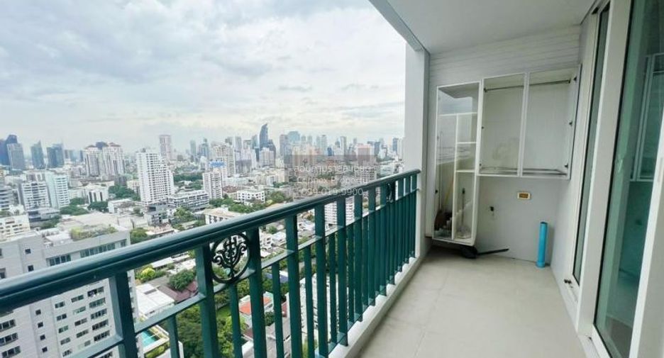 À louer 4 chambres condo à Watthana, Bangkok