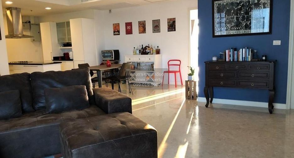 For rent 3 bedrooms condo in Khlong Toei, Bangkok