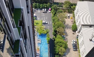 Condo en alquiler de 1 habitaciones en Phra Khanong, Bangkok