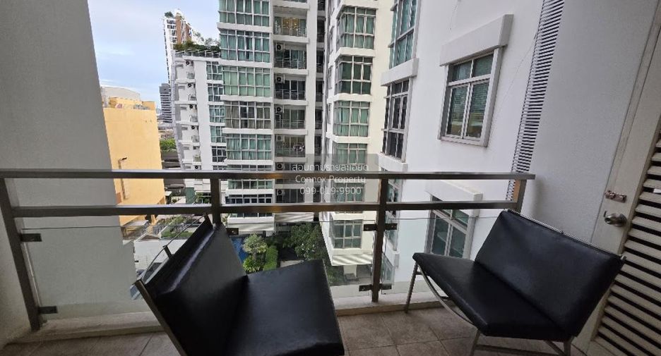 For rent 3 bedrooms condo in Khlong Toei, Bangkok