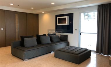 Condo en alquiler de 3 habitaciones en Khlong Toei, Bangkok