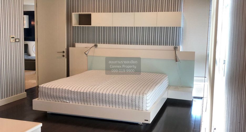 For rent 3 bedrooms condo in Khlong Toei, Bangkok