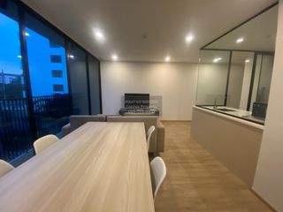 出租 2 卧室 公寓 在 Phra Khanong, 曼谷