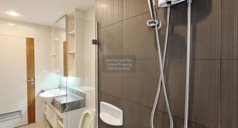 Condo en alquiler de 2 habitaciones en Bang Rak, Bangkok