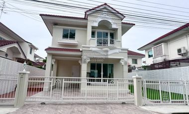 Haus zur Miete mit 3 Zimmer in Lat Krabang, Bangkok