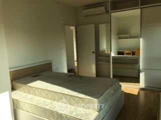 Аренда 2 спальни кондо в Кхлонг Сан, Бангкок