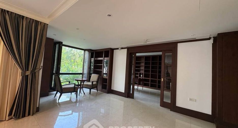 For sale 3 bedrooms condo in Pathum Wan, Bangkok
