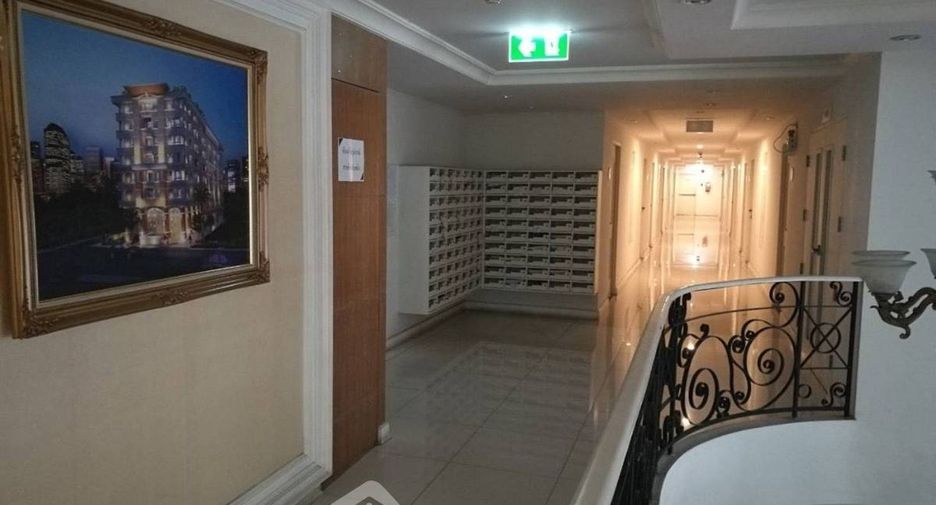 Condo en alquiler de 1 habitaciones en Bang Rak, Bangkok