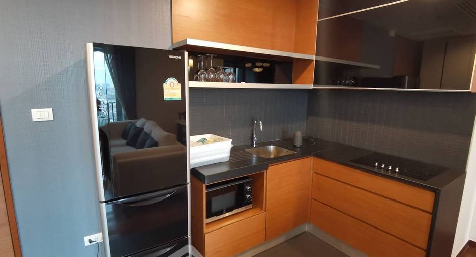 Wohnung zur Miete mit 2 Zimmer in Khlong Toei, Bangkok