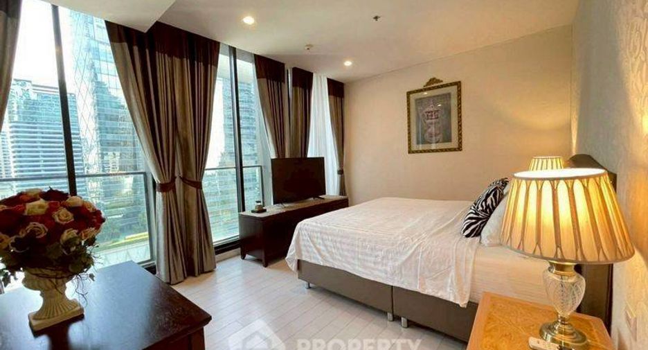For rent 2 bedrooms condo in Pathum Wan, Bangkok