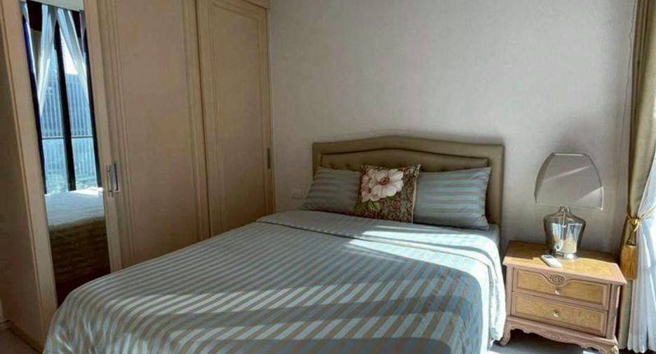 For rent 2 bedrooms condo in Pathum Wan, Bangkok