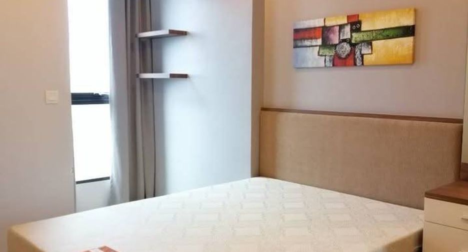 For rent 2 bedrooms condo in Pathum Wan, Bangkok