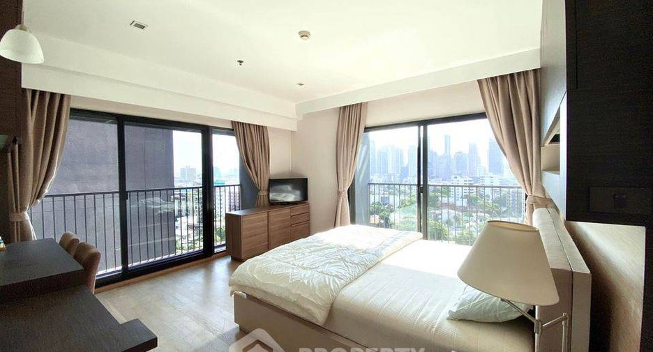 For sale 1 Beds condo in Khlong Toei, Bangkok