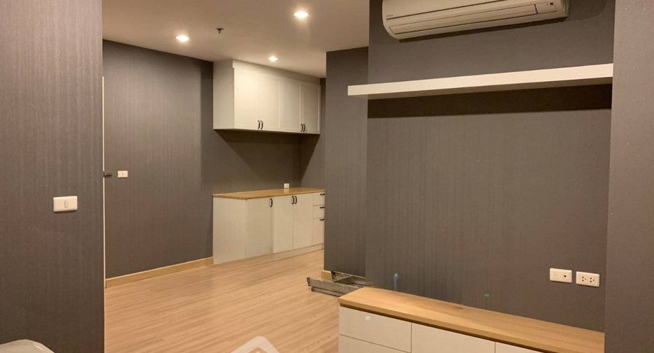 For sale 2 ベッドルーム condo in Chatuchak, Bangkok