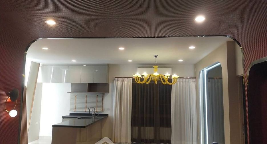 For rent and for sale 4 bedrooms house in Bang Khen, Bangkok