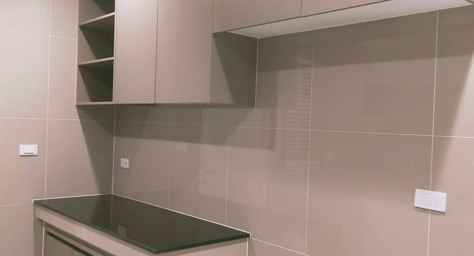 For rent and for sale 4 bedrooms house in Bang Khen, Bangkok