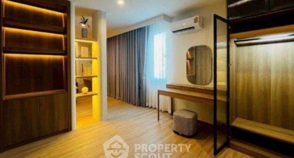 Haus zum Kauf mit 4 Zimmer in Saphan Sung, Bangkok