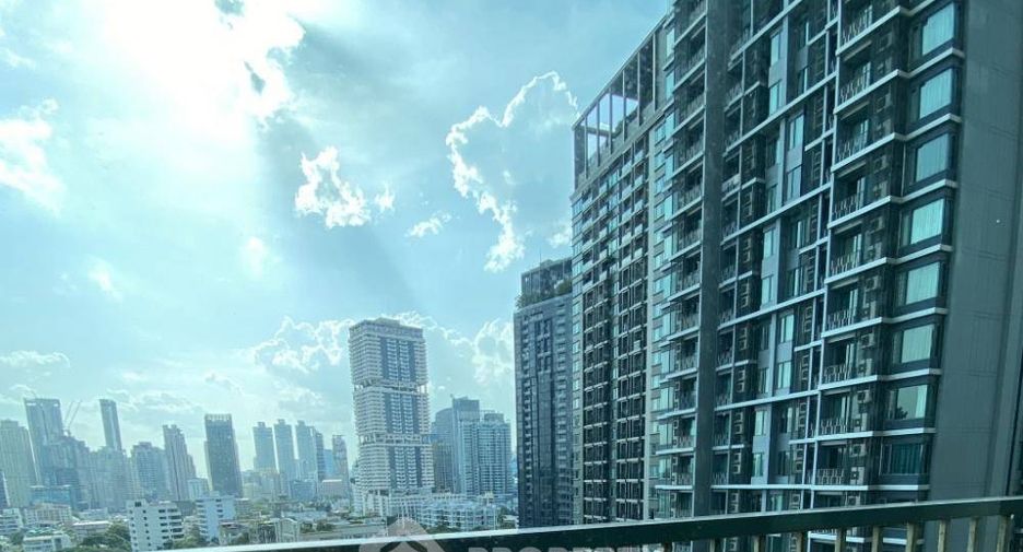 For sale 1 Beds condo in Khlong Toei, Bangkok