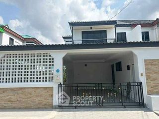 Haus zum Kauf mit 4 Zimmer in Na Jomtien, Pattaya