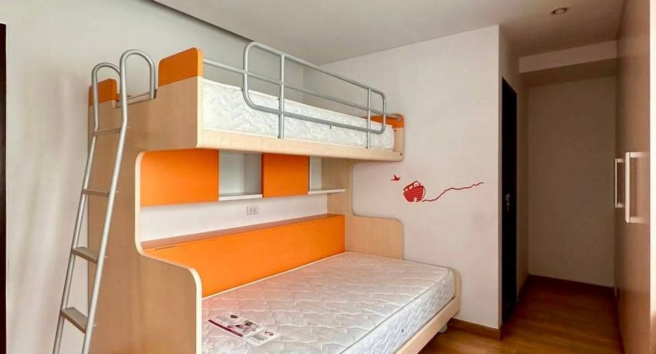 For rent そして for sale 3 ベッドルーム condo in Phra Khanong, Bangkok