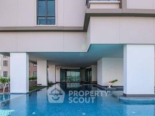 For sale 1 bed condo in Khlong San, Bangkok