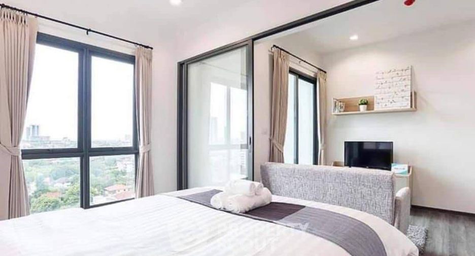 For sale 1 Beds condo in Khlong San, Bangkok