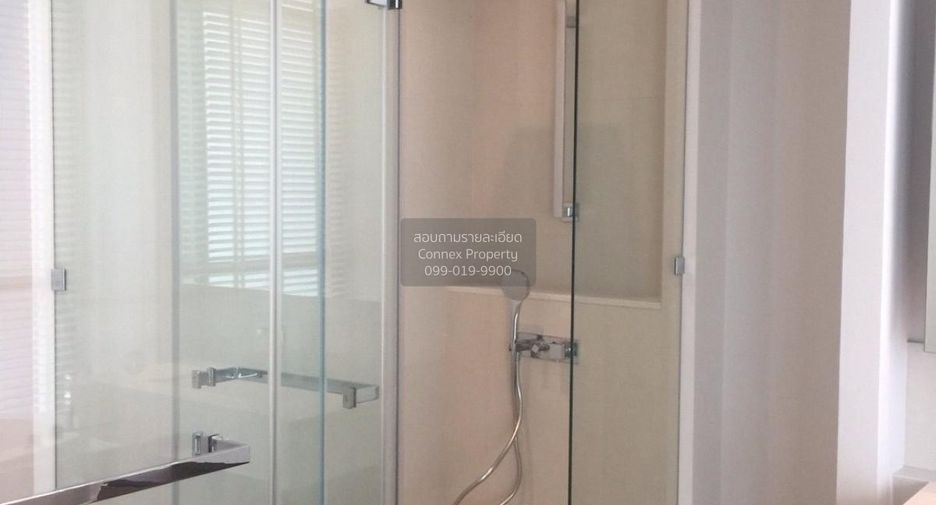 For rent 3 bedrooms condo in Sathon, Bangkok