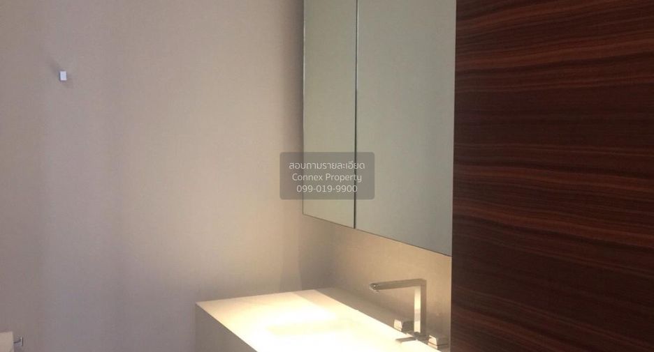 For rent 3 bedrooms condo in Sathon, Bangkok
