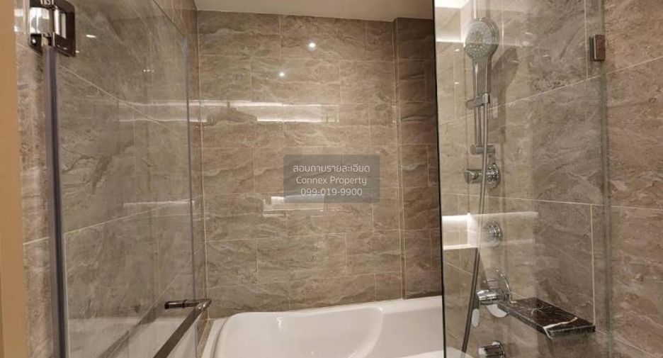 For rent 2 bedrooms condo in Huai Khwang, Bangkok