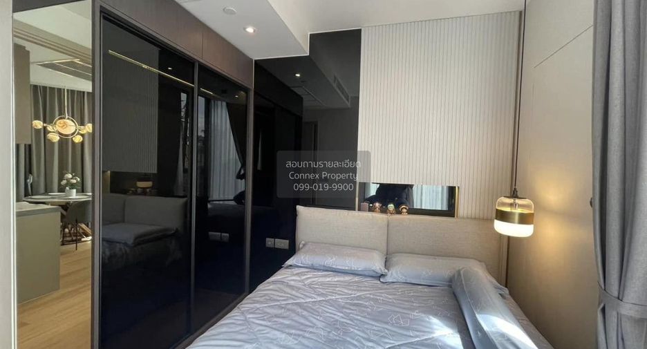 For rent 2 bedrooms condo in Huai Khwang, Bangkok