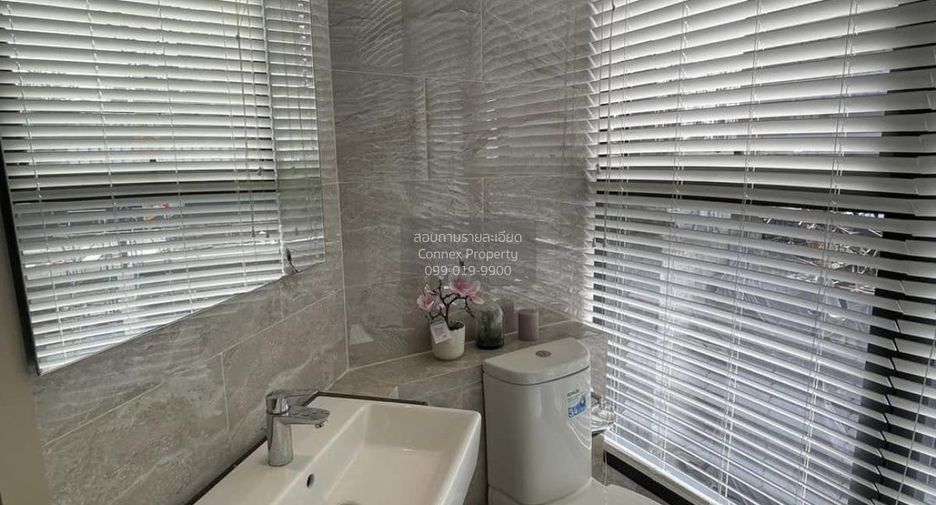 For rent 2 bedrooms condo in Huai Khwang, Bangkok